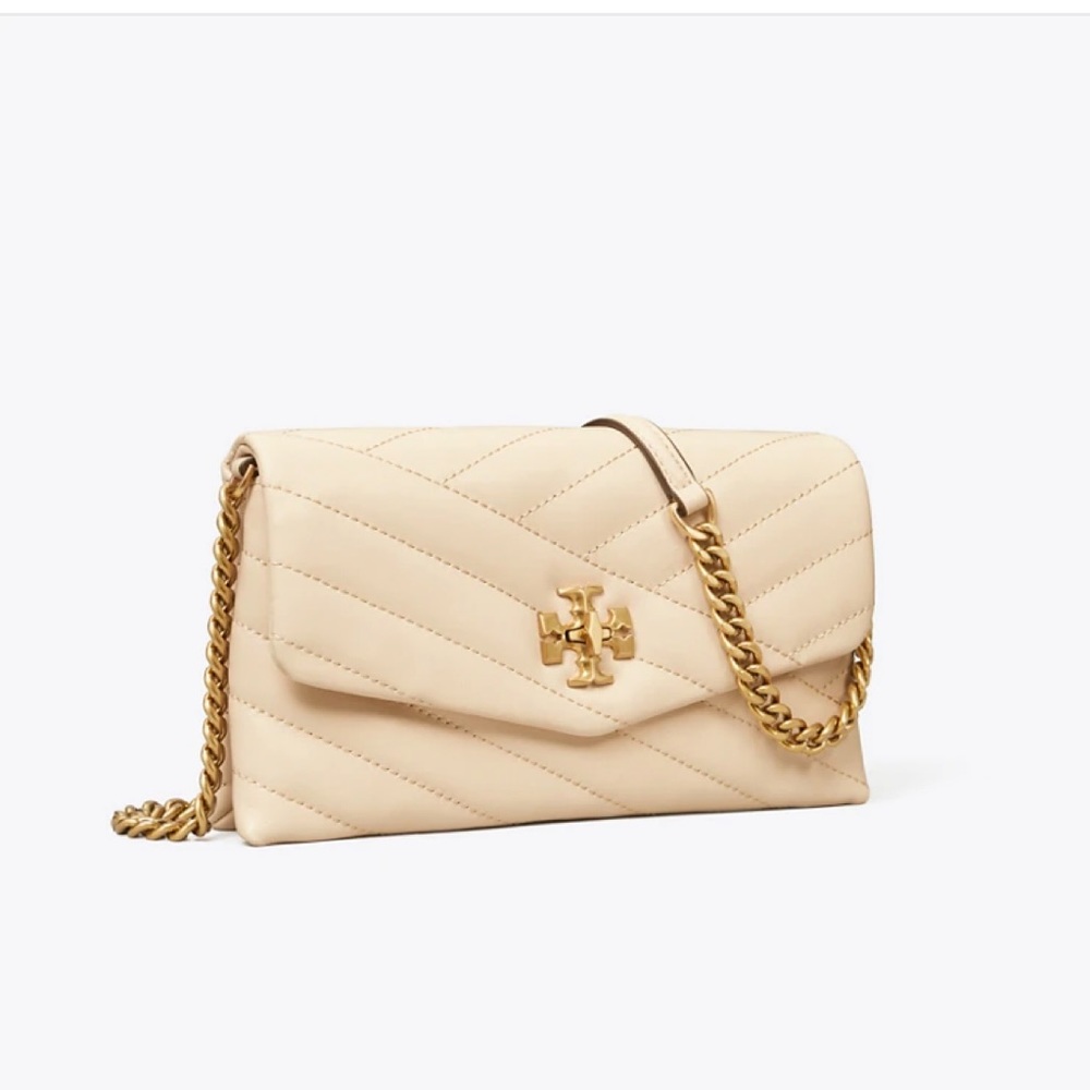 KIRA CHEVRON CHAIN WALLET